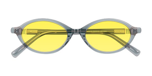 Front of Noelle in Transparent Gray