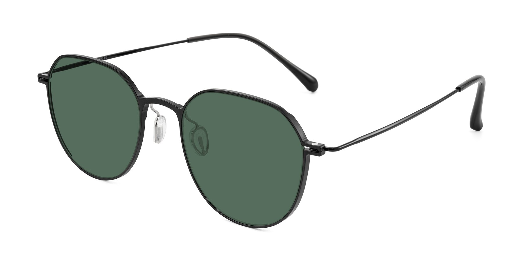 Angle of Pineda in Black with Green Polarized Lenses