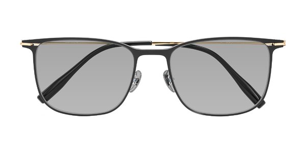 Front of Moua in Black/Gold