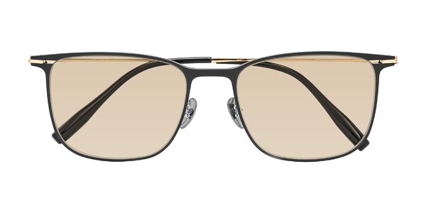 Front of Moua in Black/Gold