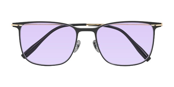 Front of Moua in Black/Gold