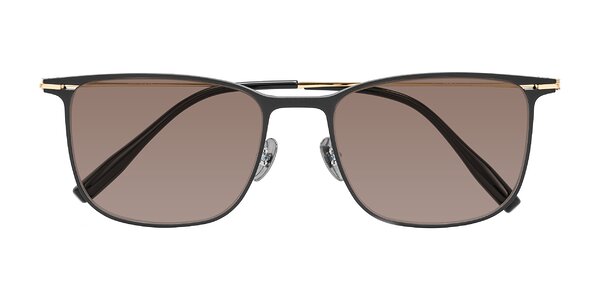 Front of Moua in Black/Gold