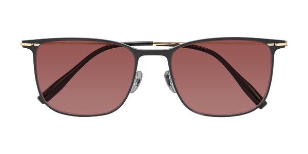 Front of Moua in Black/Gold