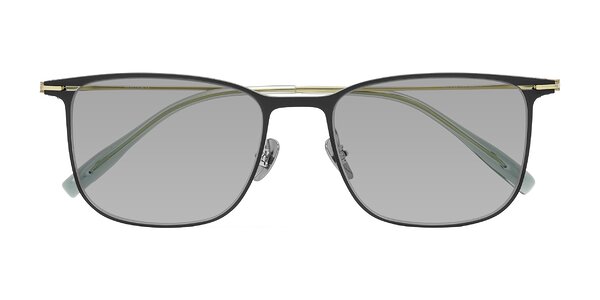 Front of Moua in Black/Green