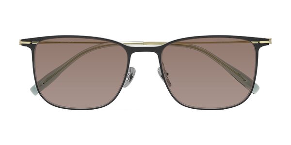 Front of Moua in Black/Green