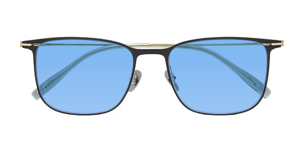 Front of Moua in Black/Green