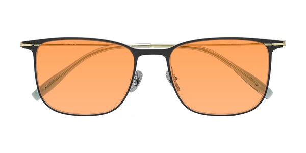 Front of Moua in Black/Green