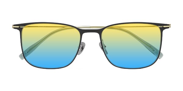 Front of Moua in Black/Green