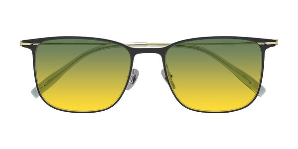 Front of Moua in Black/Green