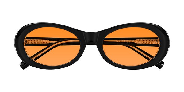 Front of Layo in Black/Clear
