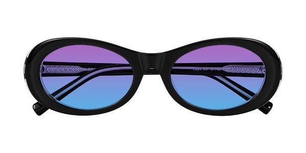 Front of Layo in Black/Clear