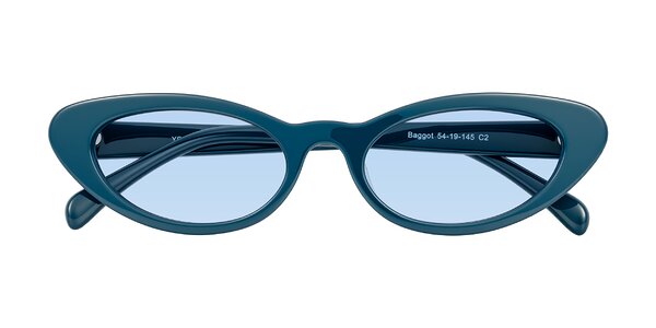 Front of Baggot in Peacock Blue