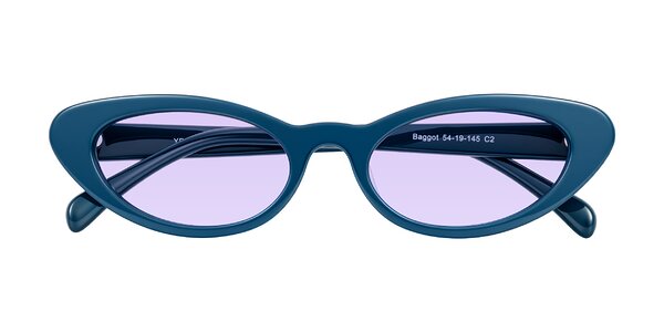 Front of Baggot in Yale Blue