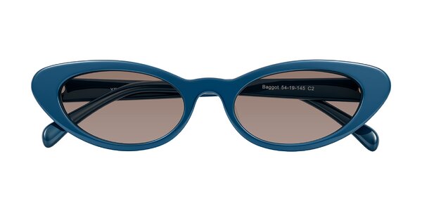 Front of Baggot in Yale Blue