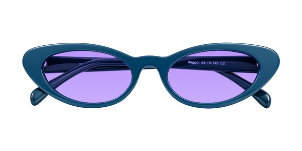 Front of Baggot in Yale Blue