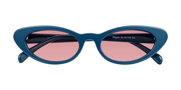 Front of Baggot in Yale Blue