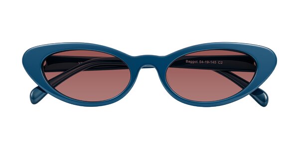 Front of Baggot in Yale Blue