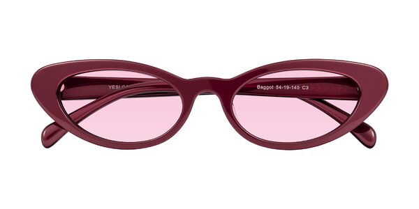 Front of Baggot in Pearlescent Burgundy