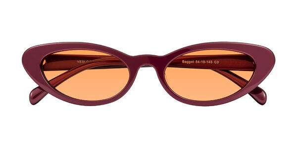 Front of Baggot in Pearlescent Burgundy
