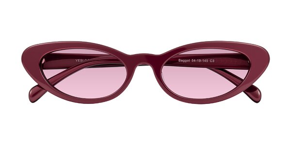 Front of Baggot in Pearlescent Burgundy