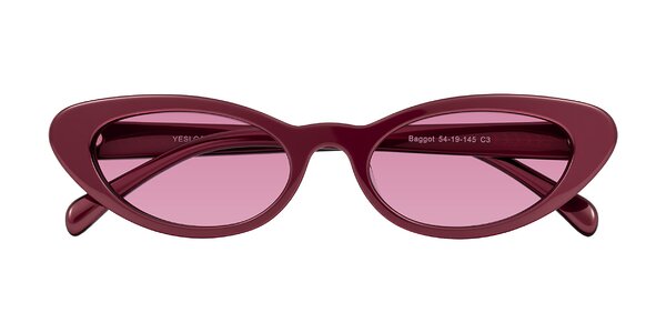 Front of Baggot in Pearlescent Burgundy