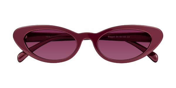 Front of Baggot in Pearlescent Burgundy