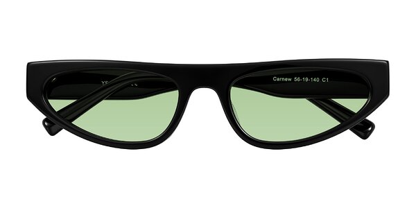 Front of Carnew in Black