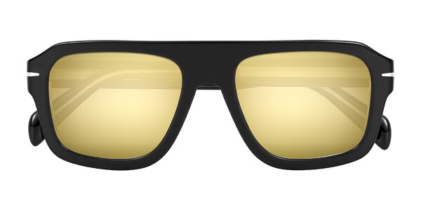 Front of Petenwell in Black/Clear