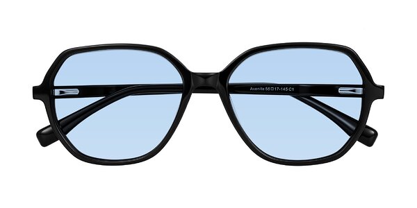 Front of Avenite in Black