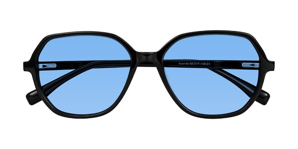 Front of Avenite in Black