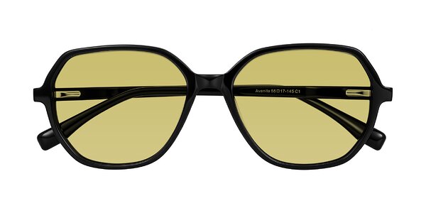 Front of Avenite in Black