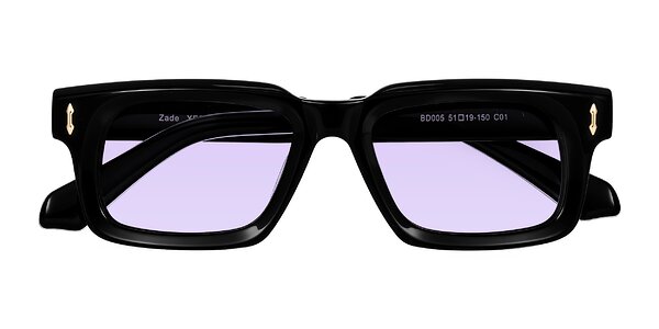 Front of Zade in Black