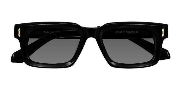 Front of Zade in Black