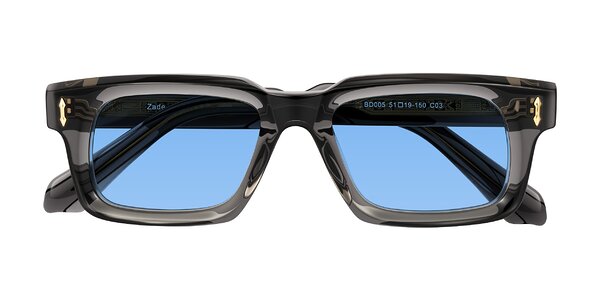 Front of Zade in Translucent Gray