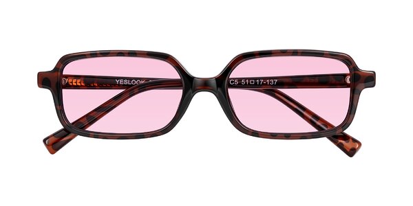 Front of Garbott in Leopard-Print