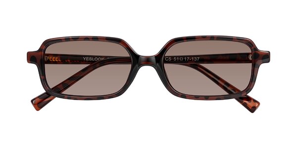Front of Garbott in Leopard-Print