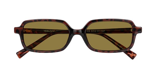 Front of Garbott in Leopard-Print