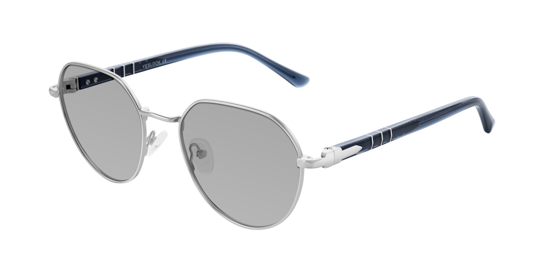 Angle of Qeenah in Silver with Light Gray Tinted Lenses