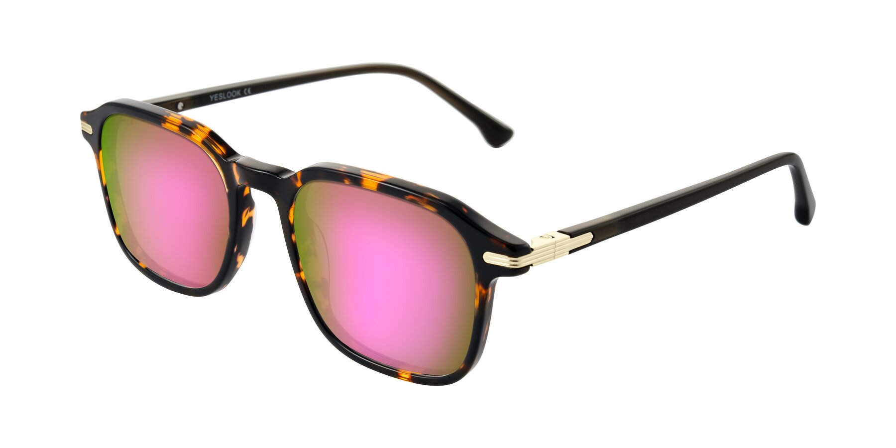 Angle of Tlaho in Tortoise with Pink Mirrored Lenses