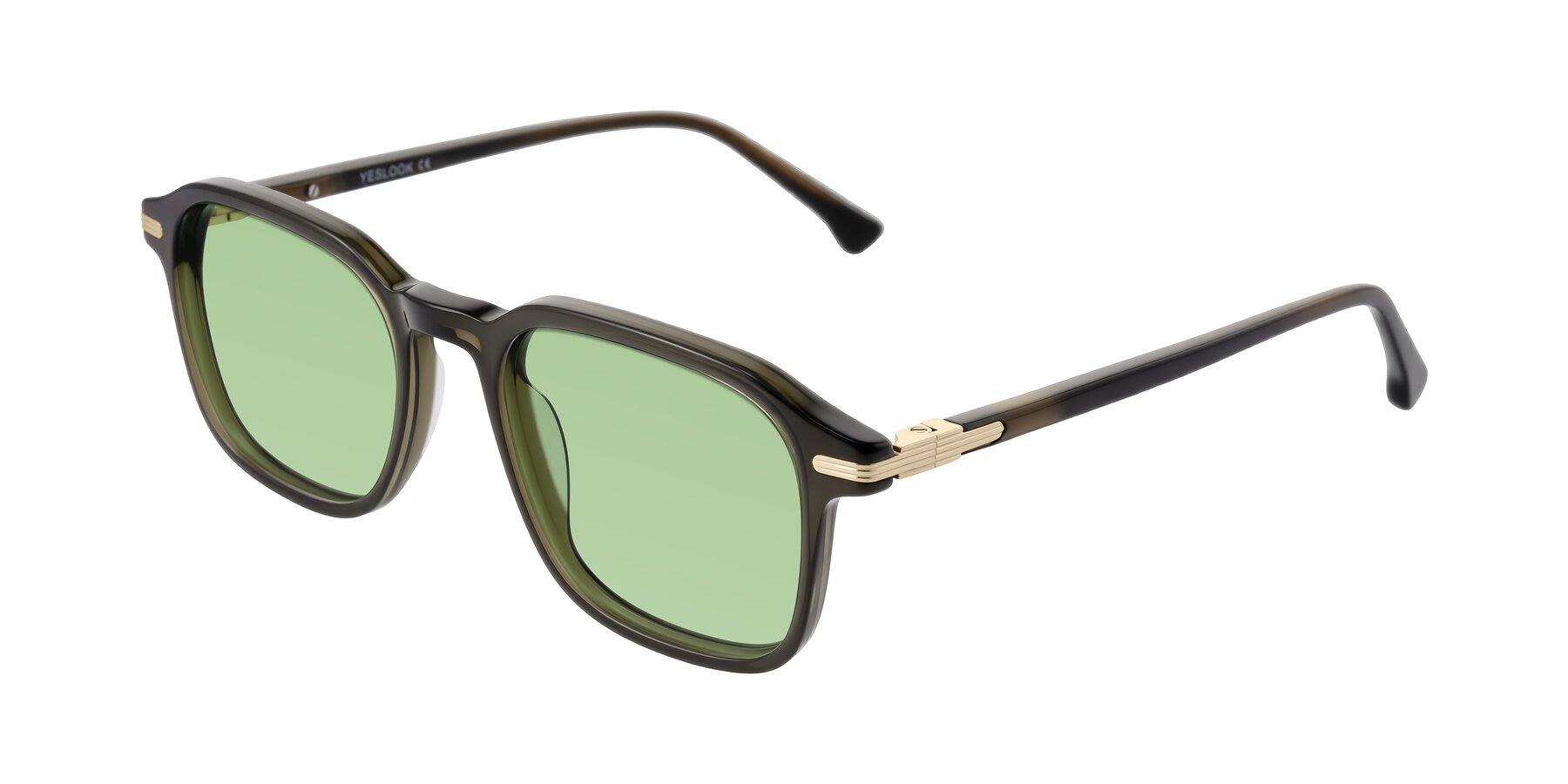 Angle of Tlaho in Dark Green with Medium Green Tinted Lenses