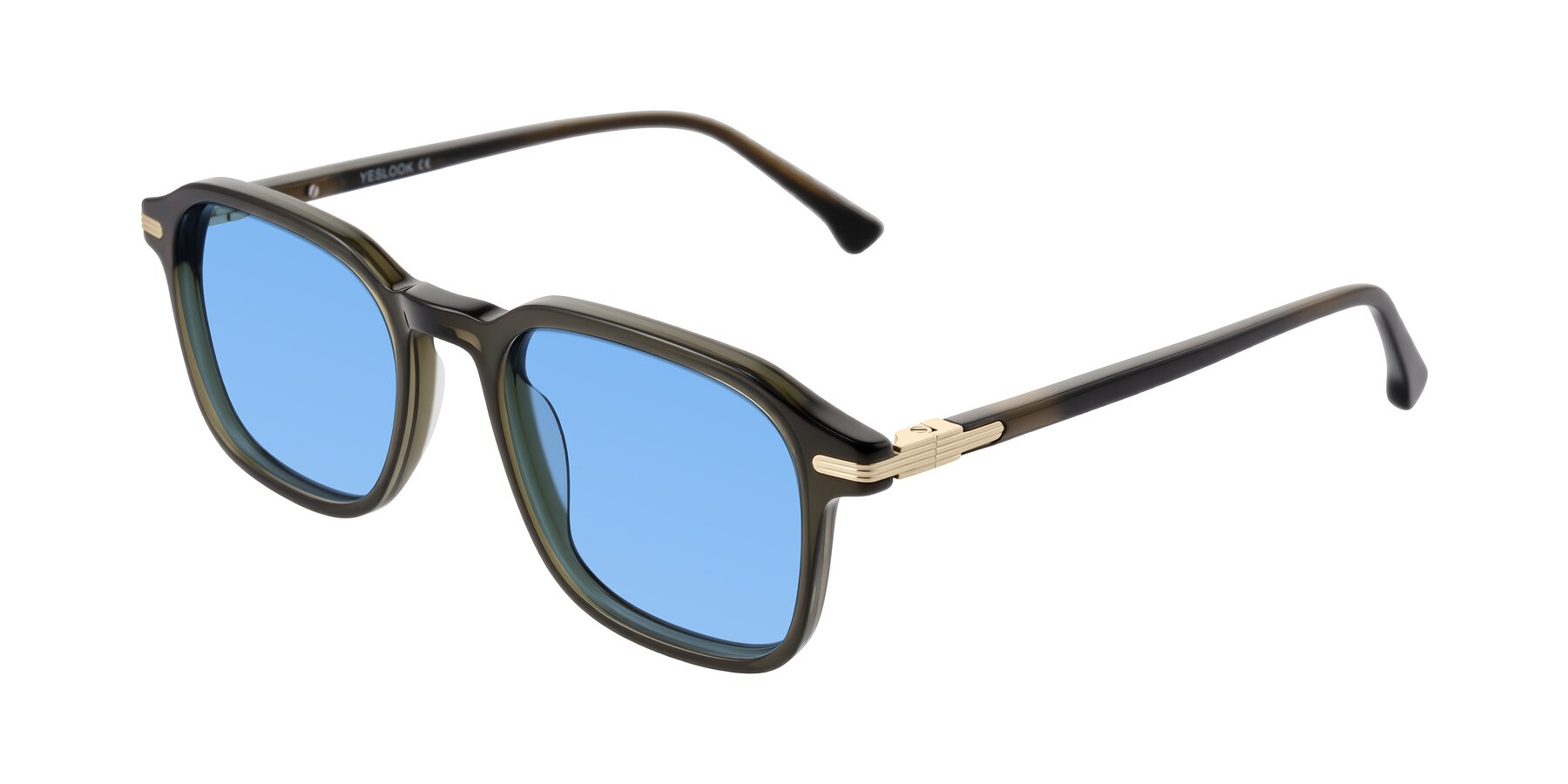 Angle of Tlaho in Dark Green with Medium Blue Tinted Lenses