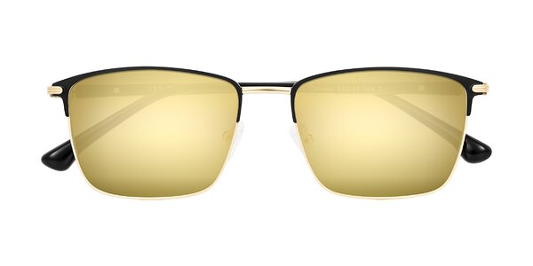 Front of Casaku in Black/Gold