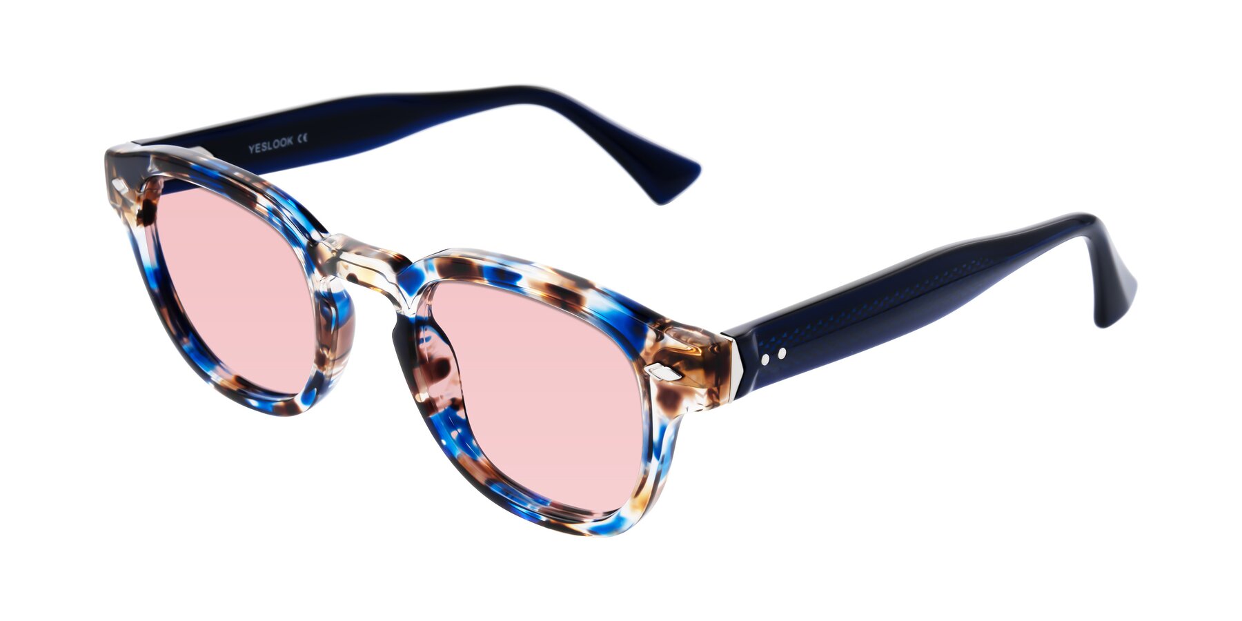 Angle of Sunny in Jellyfish Tortoise with Light Garnet Tinted Lenses