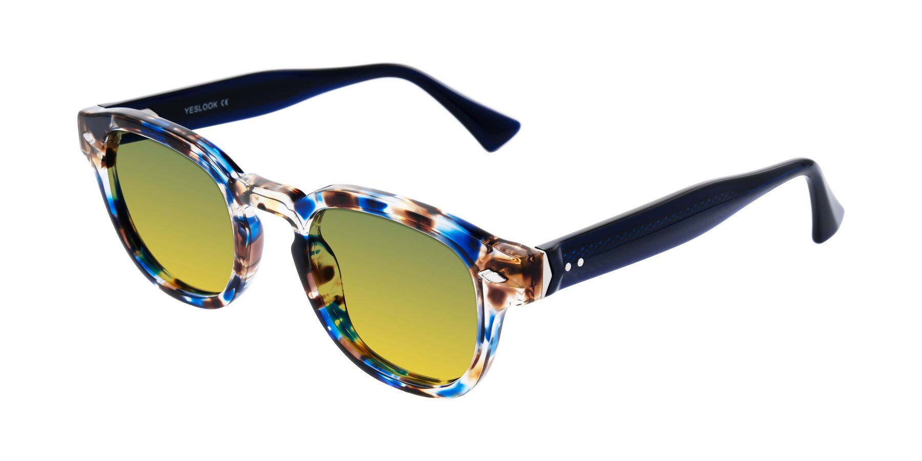 Angle of Sunny in Jellyfish Tortoise with Green / Yellow Gradient Lenses