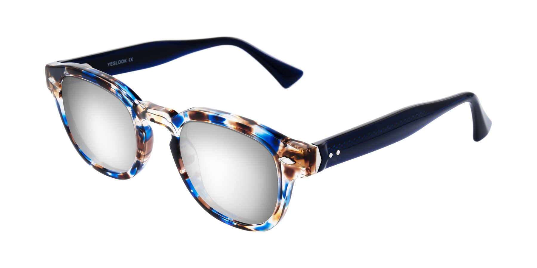 Angle of Sunny in Jellyfish Tortoise with Silver Mirrored Lenses