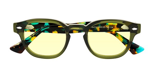 Front of Sunny in Green