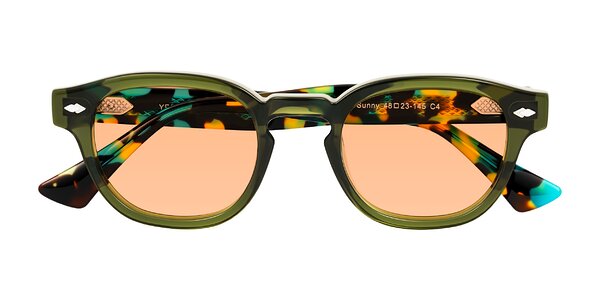 Front of Sunny in Green
