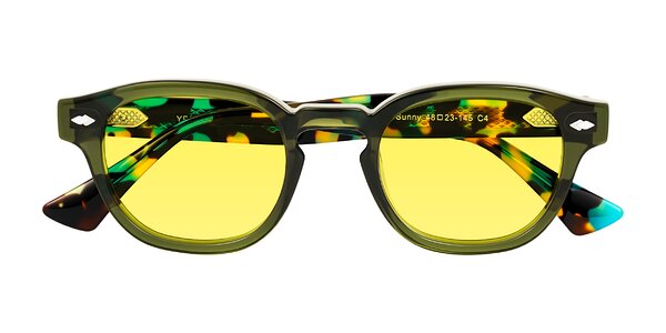 Front of Sunny in Green