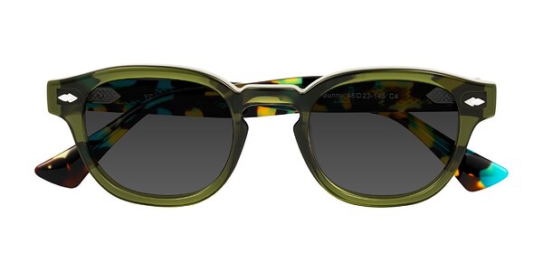 Front of Sunny in Green
