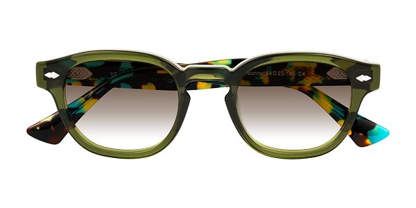 Front of Sunny in Green